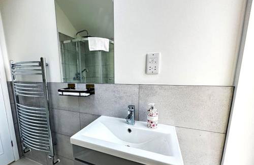 Hutchcomb Villa, 4 Bed Luxury House,Oxford+Parking - Foto 37