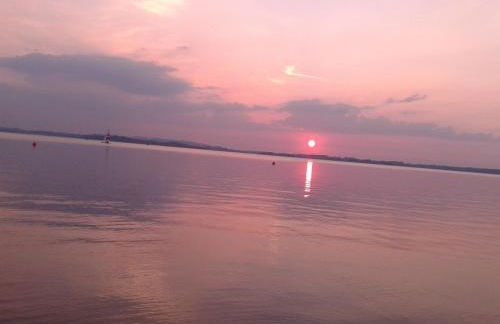 3-Zi Atelierdachwohnung mit Bergblick Seenähe und 2 Loggia - Foto 45