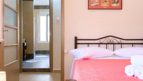 Home with Courtyard in Beating Heart of old Town! - Foto 5