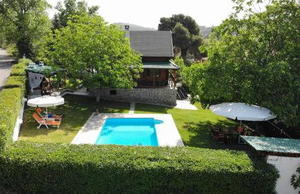 Wooden cottage with private pool near to sea - Foto 16