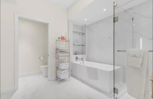 2BR 2BA Luxury Condo Beachfront at Wellness Resort Amrit - Foto 29