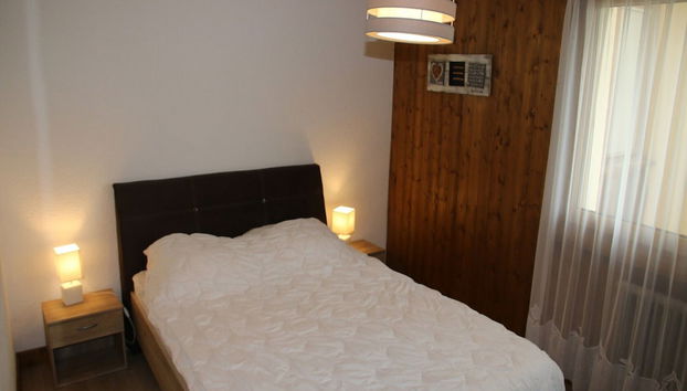 Ski Lift Apartment With Views - Photo 2, Chambre