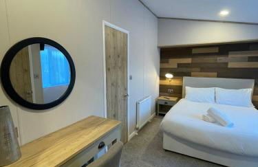 Eastgate Lodge with Hot Tub - Foto 8