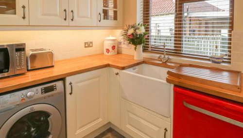 Eskside Cottage - Photo 5