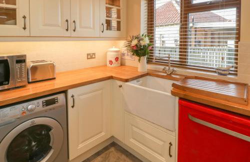 Eskside Cottage - Photo 5