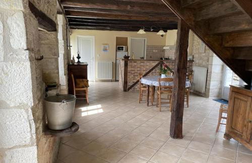 Maison de Charme avec Jardin à Jayac - FR-1-616-465 - Foto 13