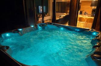 L'Usine du centre ville avec parking privé et jacuzzi extérieur - Photo 1