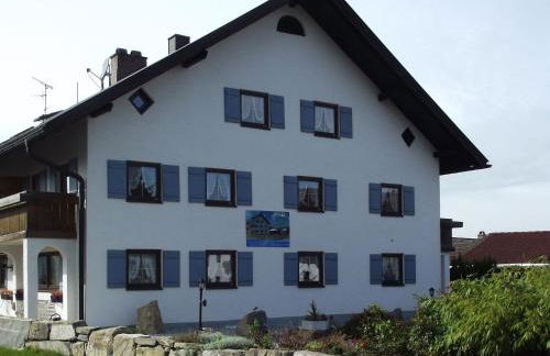 Apartment Gemütliche Ferienwohnung in urigem Bauernhaus by Interhome - Foto 2