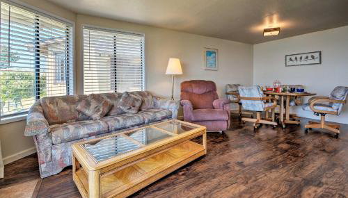 Smith River Vintage Cabin Oceanfront Deck and Views - Foto 5