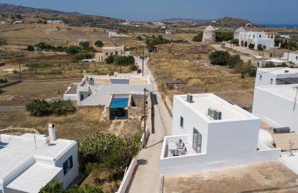 Traditional White House2 - Photo 26