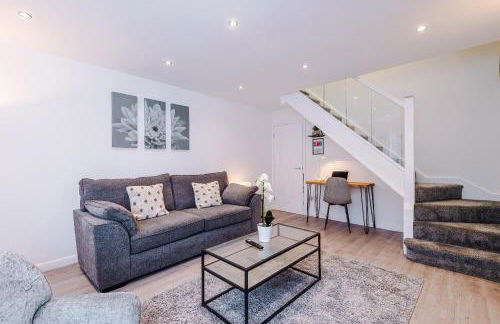 Stylish 2BR House for 4 in Manchester with Parking - Foto 35