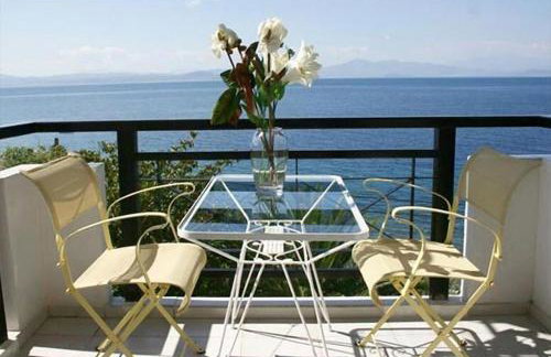 Dennis House - Foto 1