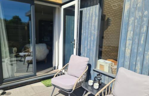 The Snuggery-Hot Tub-Free Parking-Accessible - Foto 10