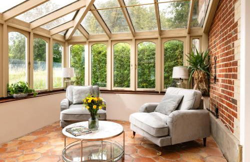 Downwood Vineyard Manor House in Idyllic Countryside - Photo 72