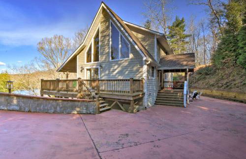 Spacious Lake Santeetlah Cottage with Lake Views! - Foto 3