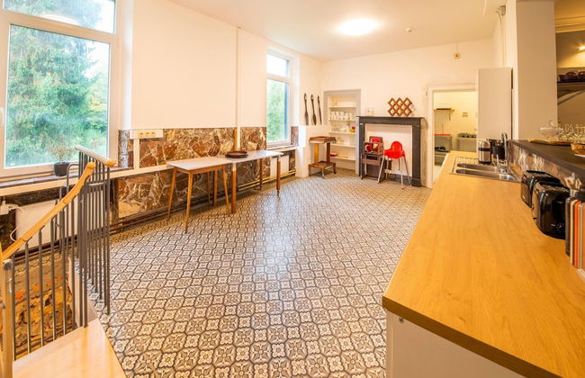 Charming Chalet in Falaen by River & Chateau - Foto 14