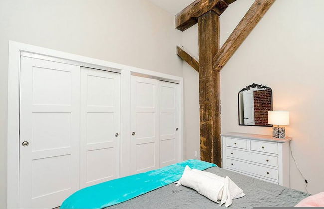 Breakfast Tiffany s Downtown Newport News - Foto 9