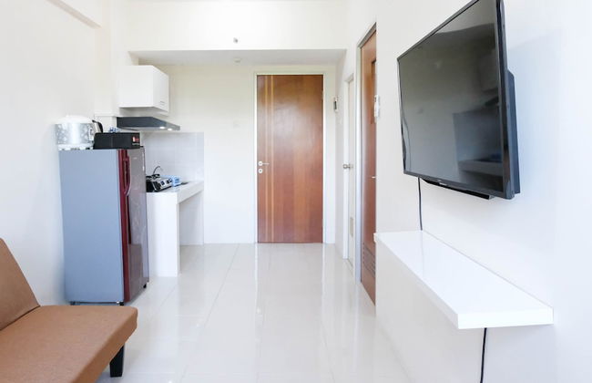 Modern And Homey 2Br At Puncak Kertajaya Apartment - Photo 11