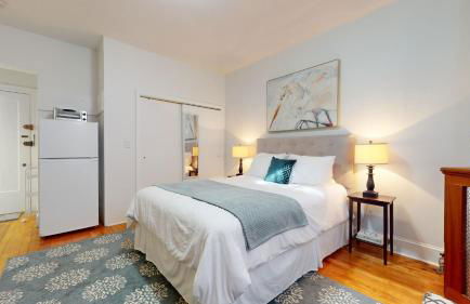 Walk to Restaurants, Shopping, near BU and Hosp - Foto 2