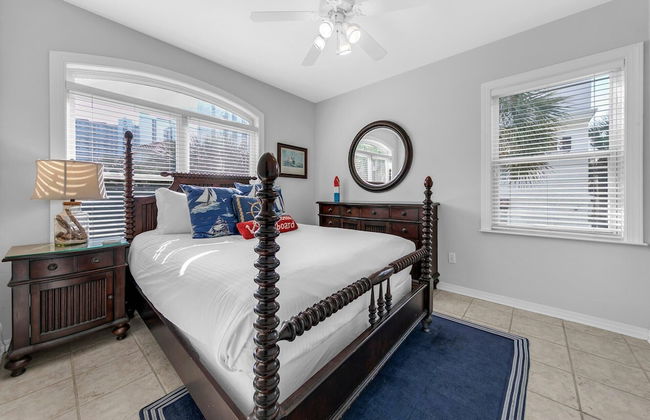 The Spyglass a 5 bed 3 bath house that sleeps 14 and just 67 steps from the beach - Foto 3