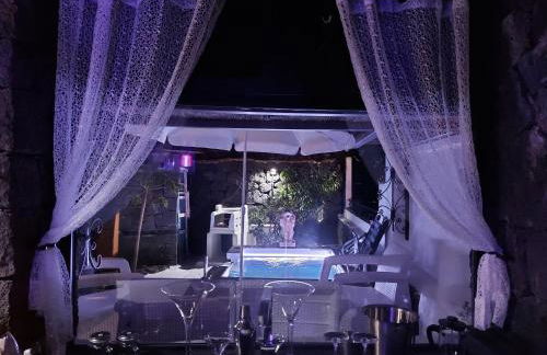 ALOELUX VILLA ! - Private Villa with Jacuzzi, cinema ,massage ,wonderful view, art desing villa - Photo 43