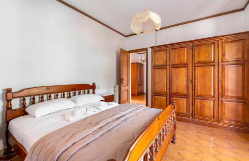 GuestHost - Yunger House with Garden and Balcony x5 - Foto 16