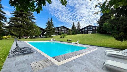 Bright apartment with balcony and pool - Foto 2