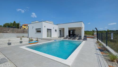 Brand new Villa Leny with heated pool - Foto 1