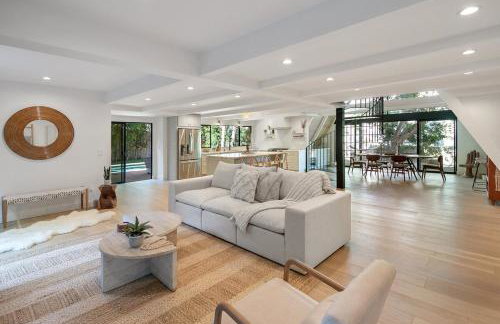 Studio City Stunning House with 5 bedrooms, Pool, Jacuzzi, Fire-pit, Guest House - Foto 12