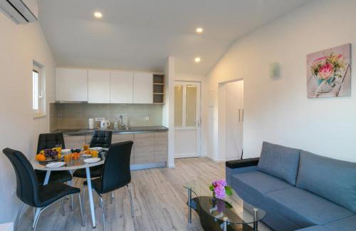 Relax Zone Apartment - Photo 1