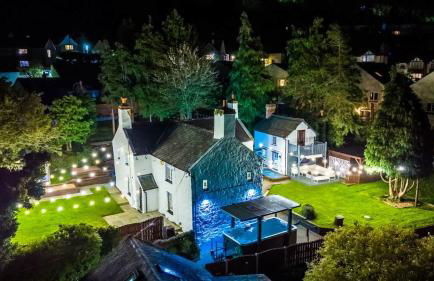 Mochdre Holiday Cottages - Foto 2