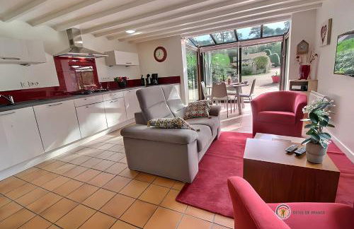 at the gite du bois damore in a quiet area 2,5km from the city - from the sea - Foto 21