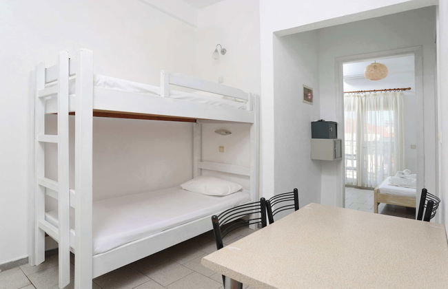 Spanos Apartments Anna's Lodge - Foto 9