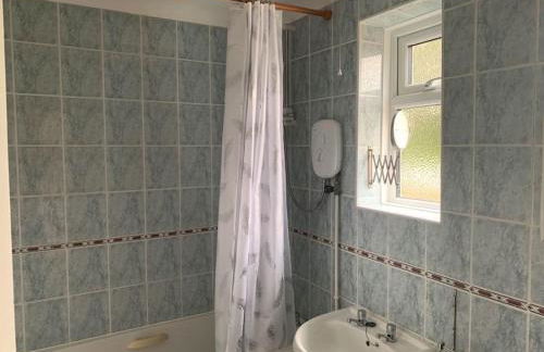 St Ives, King Bed Cosy home, parking, fast Wi Fi - Foto 23