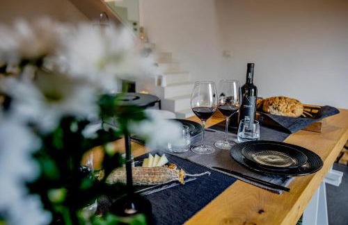 Incantevole vista dalle mura del castello. - Foto 10