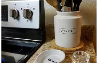 Chic Country Home in the Woods with Hot Tub - Foto 10