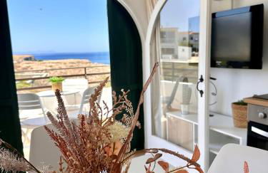 Vistas al mar en primera linea - Photo 10