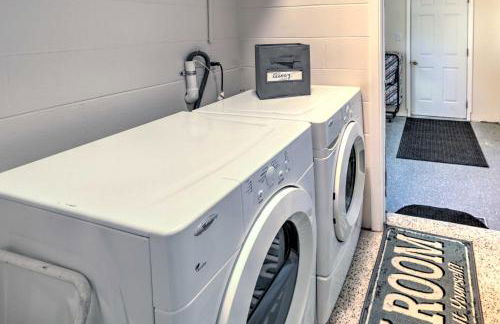 Less Than 1 Mi to Lake Weir Quiet Summerfield Getaway - Foto 22