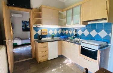 Costa’s Steak House apartment - Foto 5