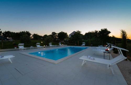 Luxury Villa Maria with large pool - Foto 18