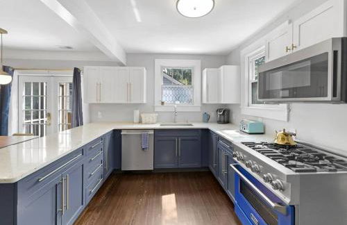 Location! Minutes to Downtown and Folly Beach - Foto 12