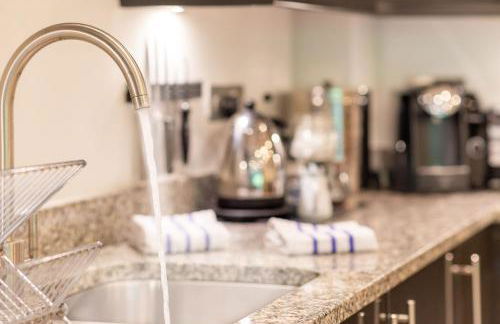 Trewhiddle Retreat V17 by Together Travel - Luxury 4-Bedroom Villa - Foto 8