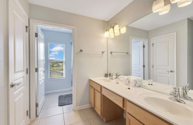 Windsor Hills 6BR Home Pool Spa Private Theater - Foto 18