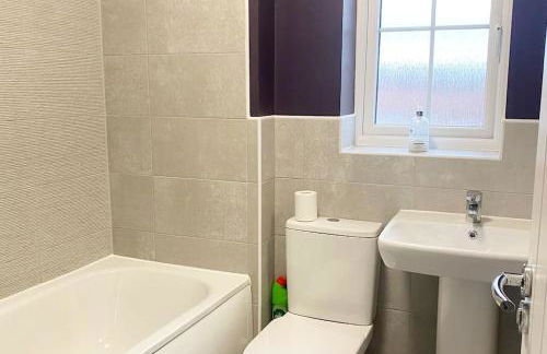 Modern 3 Bed Property Winsford - Foto 6