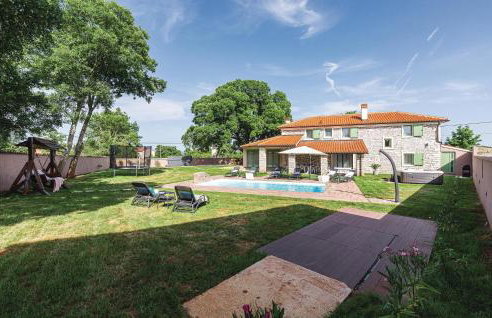 Amazing Home In Sajini - Foto 11