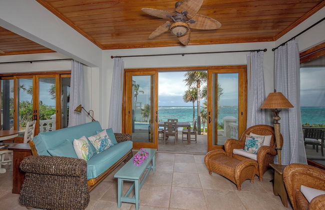 Seven Palms Serenity: Beachfront Oasis - Foto 14