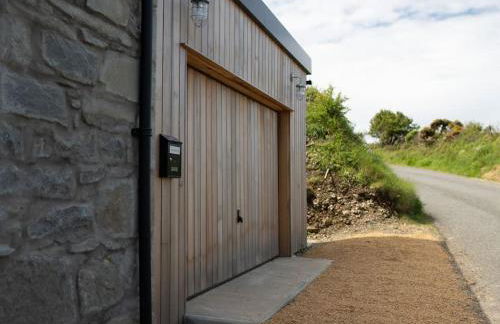 Cliff-top Cottage on Coast Path w/Panoramic Views - Photo 6