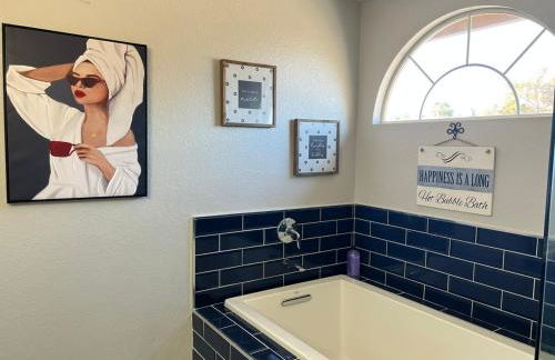 Las Vegas-Henderson, Nevada-Luxury Dream Home, Private Pool & Spa, sleeps 16 - Foto 46