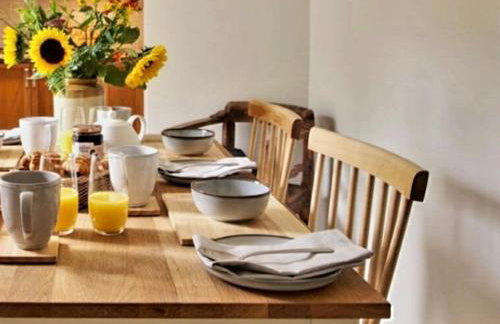 Nikolaus Cottage Cotswolds - Photo 12