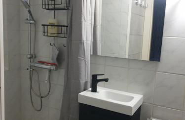 chez Émile côté face maison entière, 3 chambres, 2 salles de bains,jardin et terrasse - Foto 30